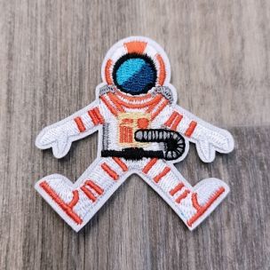 Oranžový kosmonaut