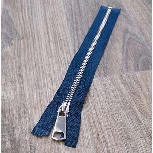 Kovový stříbrný zip 20 cm / NAVY MODRÝ